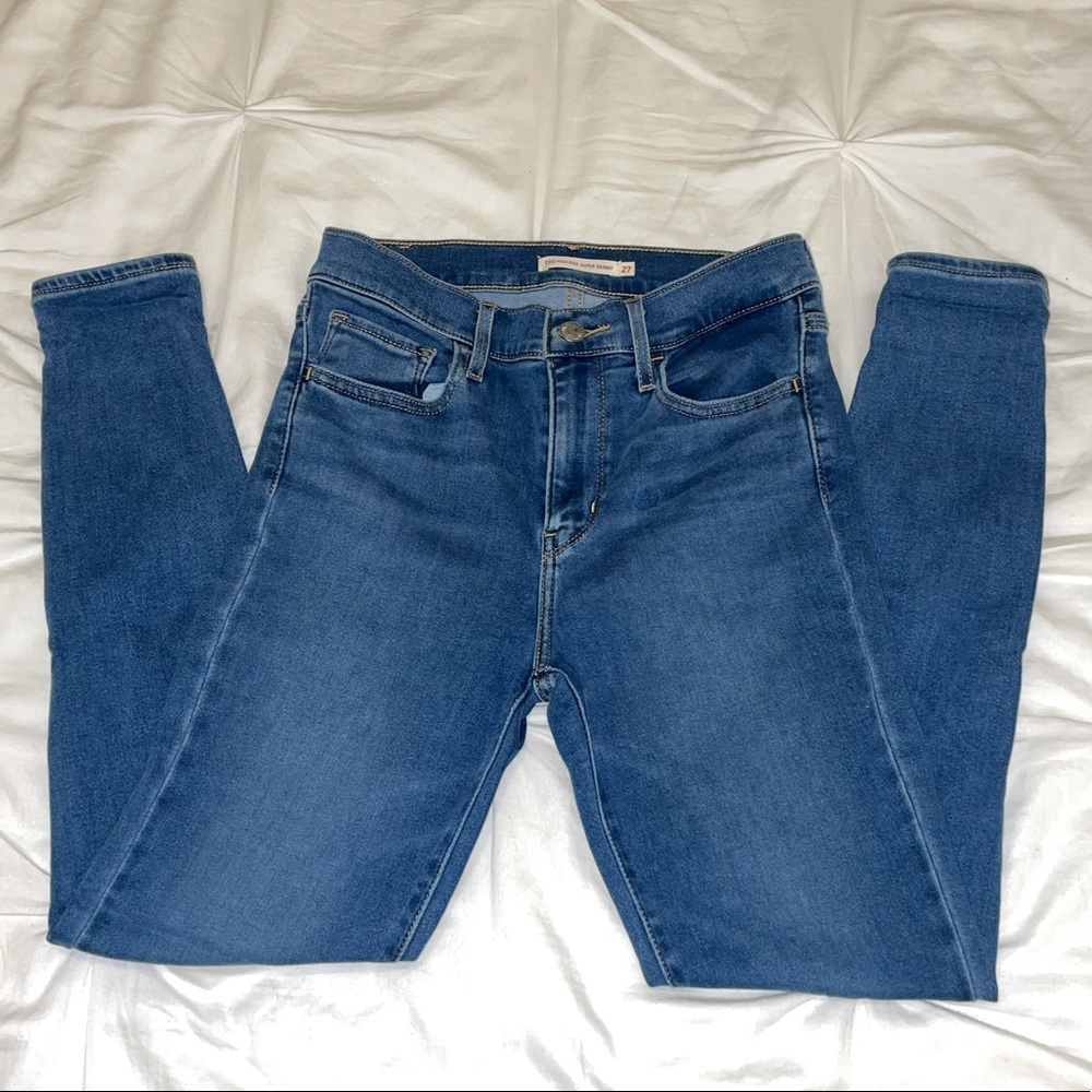 Levi’s 720 High Rise Super Skinny, Size 27